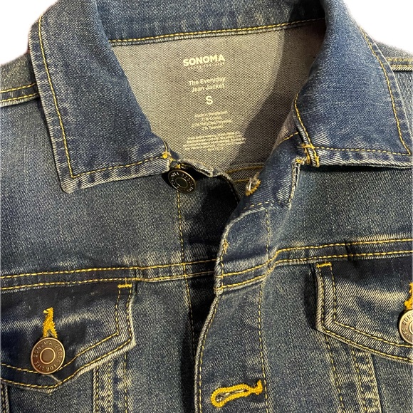 Jean jacket - Picture 3 of 4